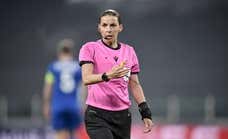 Quién es Stèphanie Frappart, la primera mujer que arbitrará al Real Madrid en Champions