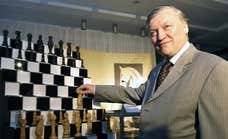 El legendario ajedrecista Anatoli Karpov, en coma inducido
