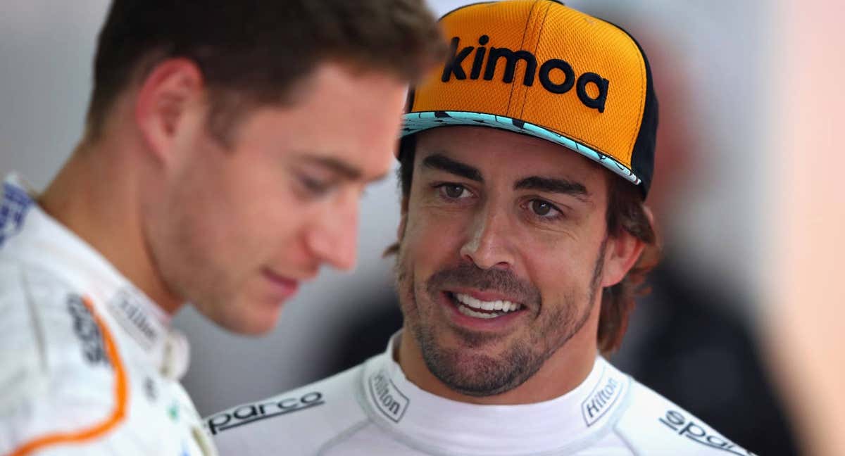 Stoffel Vandoorne y Fernando Alonso, en su época en McLaren. /Getty Images