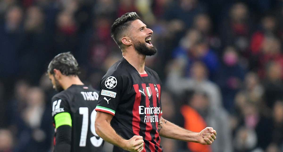 Giroud celebra uno de los goles en el día de hoy | /REUTERS