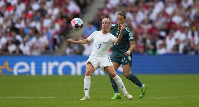 Revolución en las selecciones femeninas: la UEFA cambia el sistema de competición