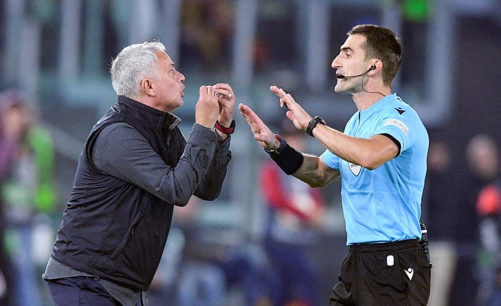 La Lazio se queda fuera de Europa League tras un cuádruple empate y la Roma sufre para pasar