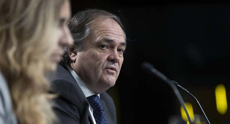 Jokin Aperribay durante la rueda de prensa en el Reale Arena.