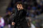 Simeone: «Algunos chicos juegan, se creen que son Maradona y si no los pones es una frustración total»