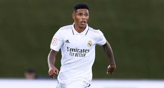 Vinicius Tobias renuncia al Sudamericano Sub-20; Álvaro se lo piensa