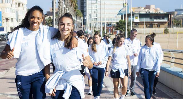 La ‘nueva’ España afronta su tercer test con las aguas más calmadas
