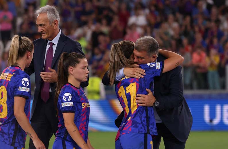 Laporta: «Las jugadoras alegan falta de profesionalidad y, como hicimos nosotros, hay que hacerles caso»