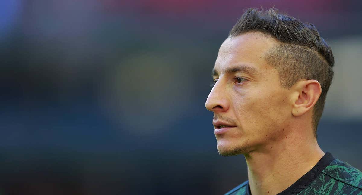 Guardado, en un partido con México./Getty