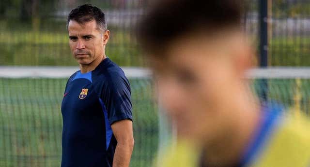 Saviola, los ojos de Xavi en la Masia que perfilan el delantero del futuro
