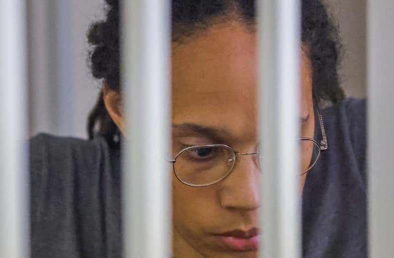 Brittney Griner comienza a cumplir su condena de nueve años en una colonia penal