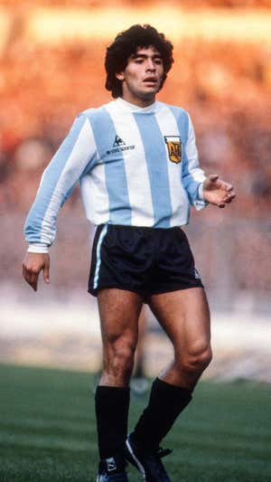 Diego Maradona con la camiseta albiceleste. Getty Images