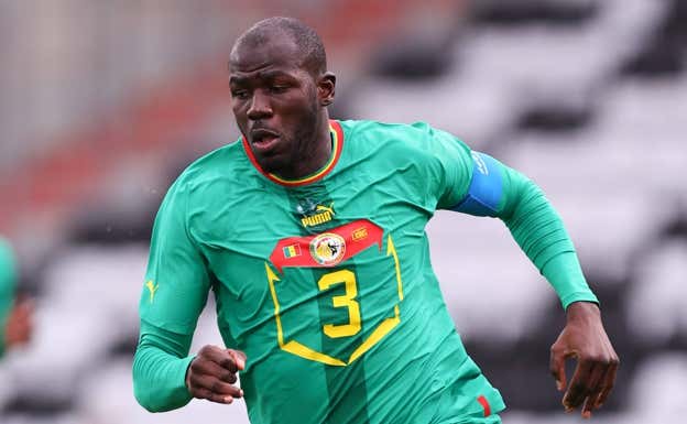 Koulibaly en un partido con la selección de Senegal. Getty Images