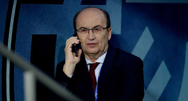 La tardía venta de Kounde lleva a pérdidas: 24,81 millones de euros en la 21-22