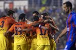 El histórico once de la Masia cumple años con diferentes caminos