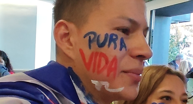 Así viví el España – Costa Rica con la comunidad tica