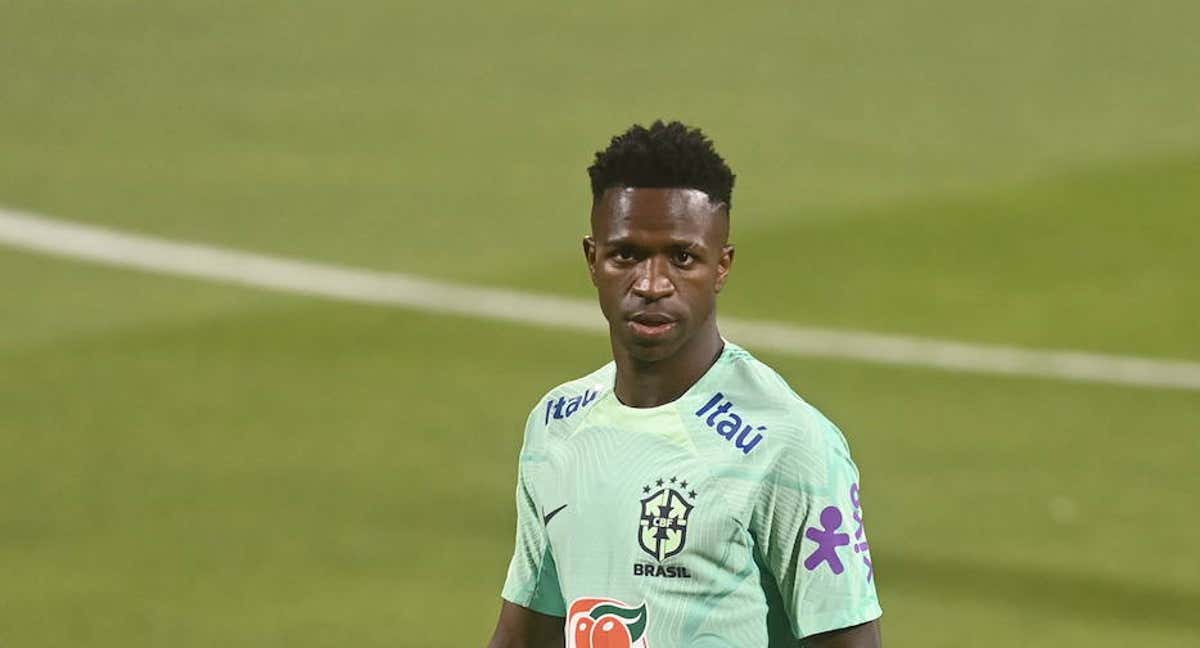 Vinicius durante un entrenamiento con Brasil. /EFE