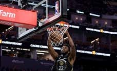 Andrew Wiggins es el seguro de vida para Steph Curry