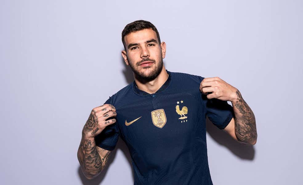 La gran oportunidad de Theo en su Mundial más amargo: «Bromeamos con una final Francia-España»