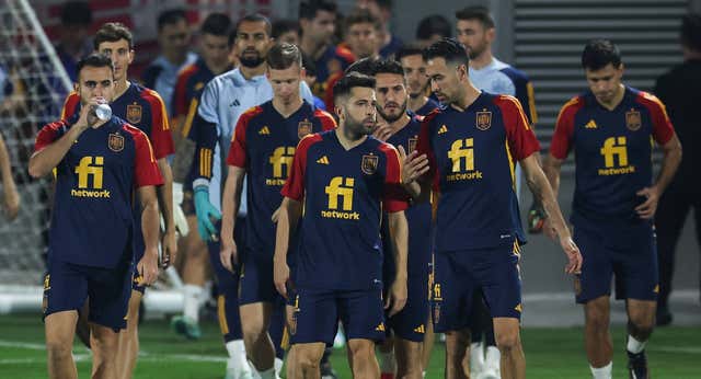 Catar, terapia y oasis para Jordi Alba y Busquets