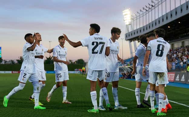 Los jugadores del Real Madrid Castilla celebrando un gol. Getty