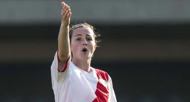 Natalia Pablos: «La RFEF nunca ha apostado por el fútbol femenino»
