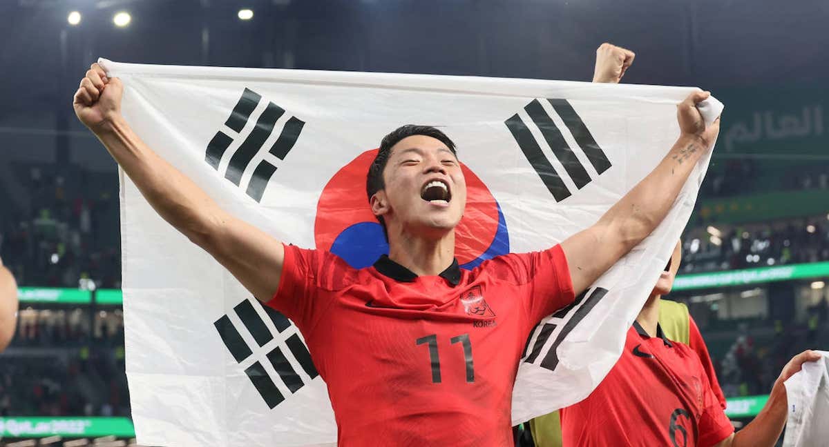 Hee-Chan Hwang festeja tras la clasificación de Corea. /AFP