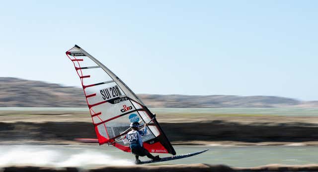 Luderitz, la meca de los récords del windsurf en el desierto namibio