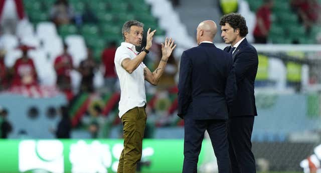 Hundimiento y dudas con Luis Enrique en una Federación que piensa en Marcelino y De la Fuente