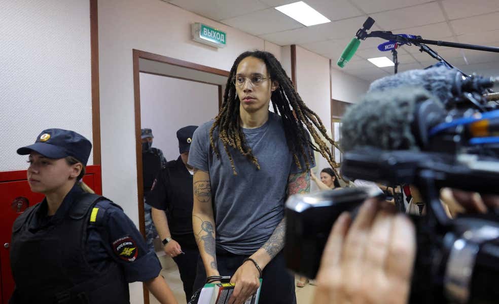 Rusia libera a Brittney Griner tras un intercambio con un traficante de armas