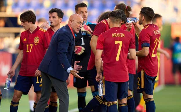 Luis de la Fuente, durante el España-Lituania. Getty Images