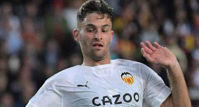 Hugo Duro no mira fuera del Valencia