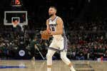 Domantas Sabonis, el epicentro del ataque de Sacramento