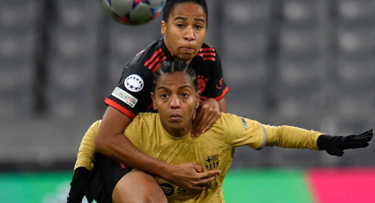 Tainara y Geyse luchan por un balón durante el pasado Bayern - Barça. /Getty