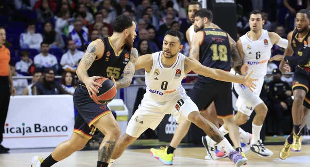 Valencia y Real Madrid se diluyen en un cúmulo de despropósitos