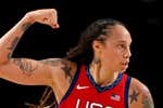 Brittney Griner vuelve a jugar al baloncesto 10 meses después