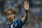Modric, ovación y queja: «No puedo creer que pitara ese penalti»