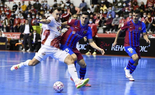 Imagen de un partido de El Pozo y el FC Barcelona en 2021.  LA VERDAD