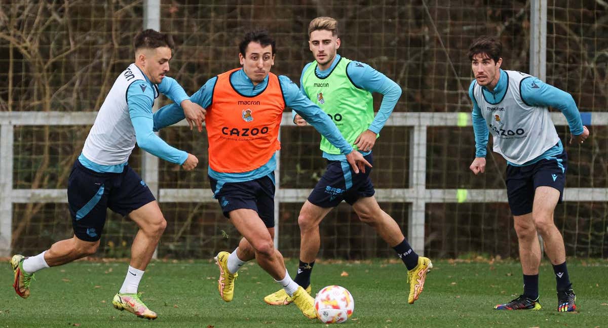 Oyarzabal, durante el entrenamiento de este lunes en Zubieta./Real Sociedad