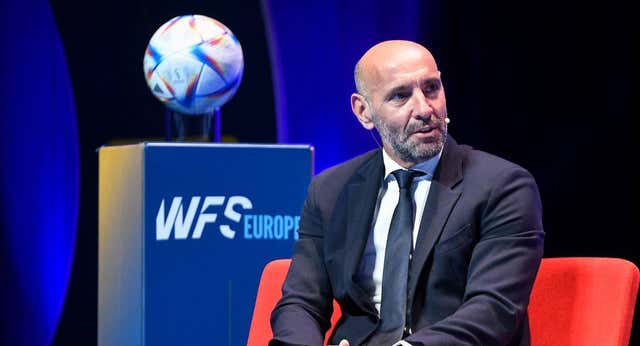 El Sevilla acelera por Loïc Baldé