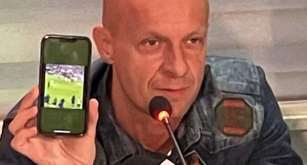 Szymon Marciniak, árbitro de la final del Mundial de Catar, en rueda de prensa.