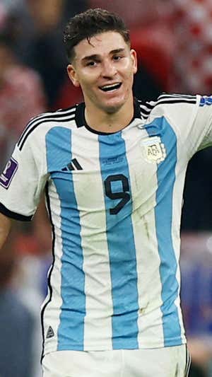 Julián Álvarez tras marcar un gol durante el Mundial.