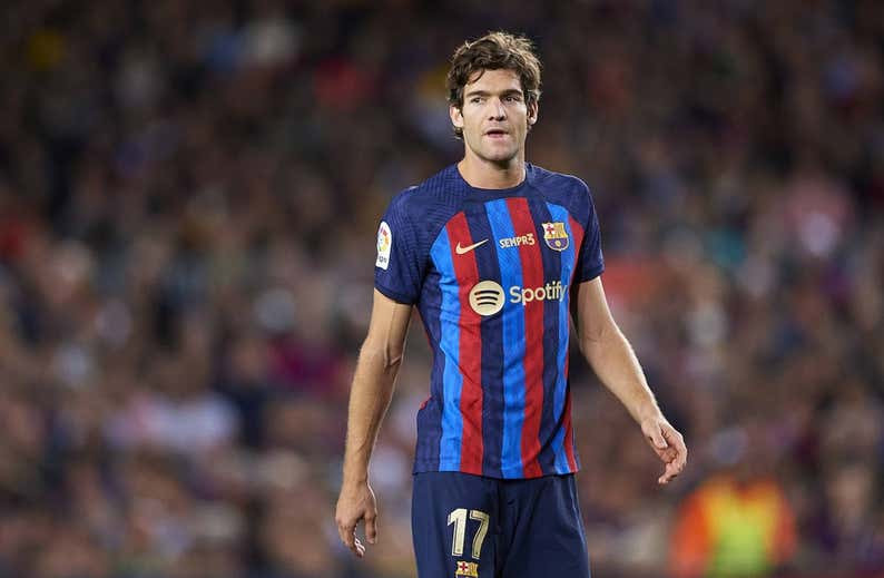 Marcos Alonso le pide más al Barcelona