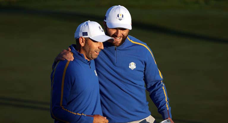 Sergio García y Jon Rahm durante la última Ryder Cup.