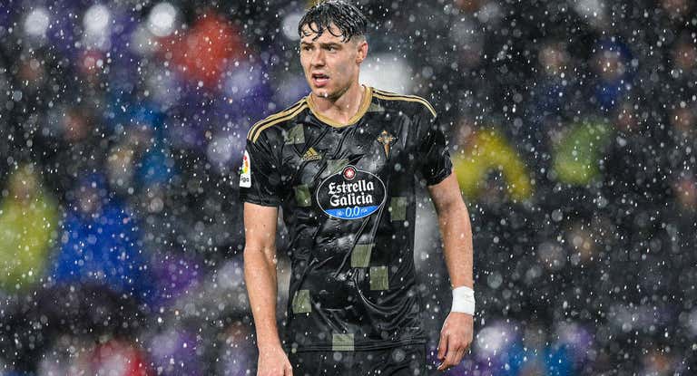 Strand Larsen, en un partido con el Celta esta temporada.