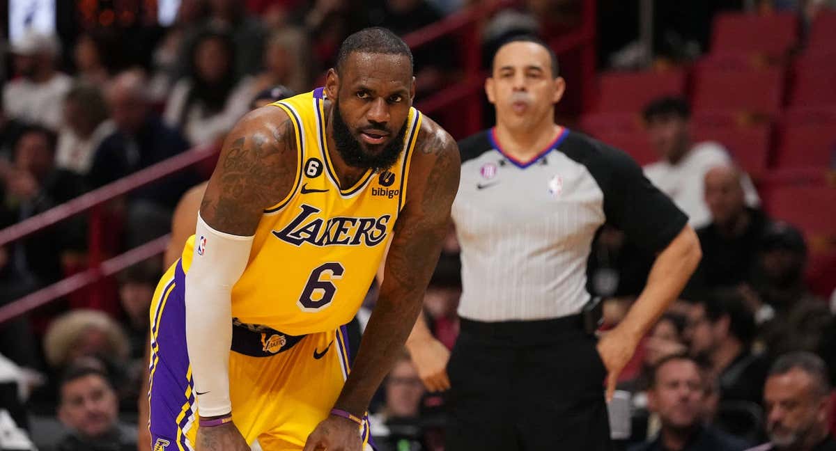 LeBron James, durante la última derrota de los Lakers.