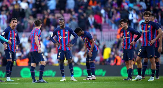 El FC Barcelona no baila al son de la afición del Camp Nou