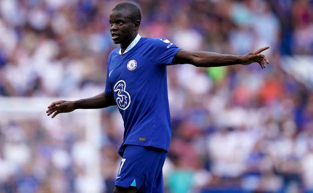 Kanté todavía no ha renovado con el Chelsea.  GETTY