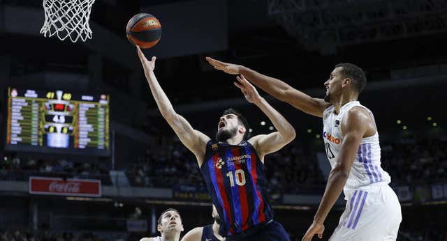 El misterio Hezonja, la defensa y el rebote: los interrogantes que deja el Madrid en el Clásico