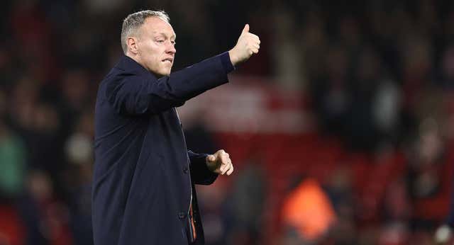 Nottingham Forest, el equipo que más futbolistas fichó, vuelve a la carga