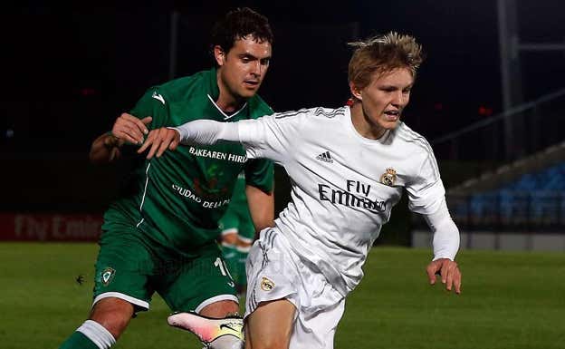 Odegaard, durante un partido con el Castilla. Real Madrid